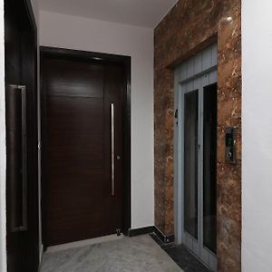 Hotel O Avalon Palace
